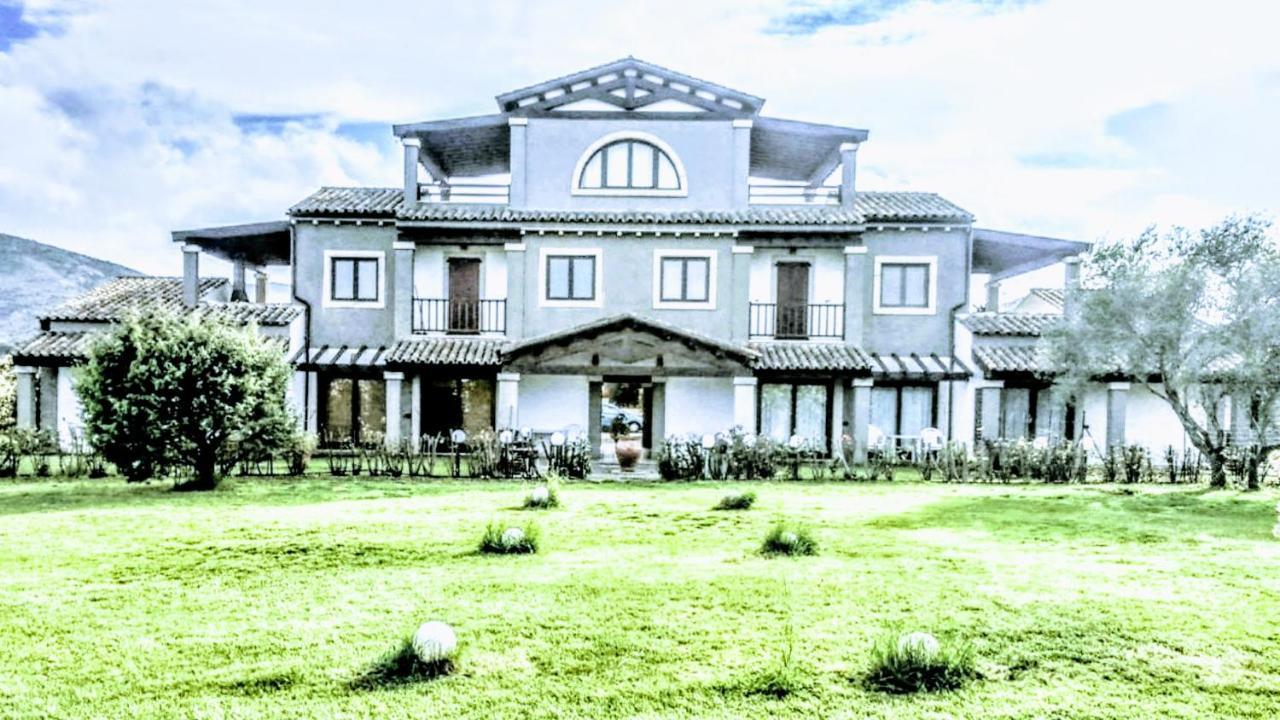 Villa Raffaello ปอร์โตซานเปาโล ภายนอก รูปภาพ